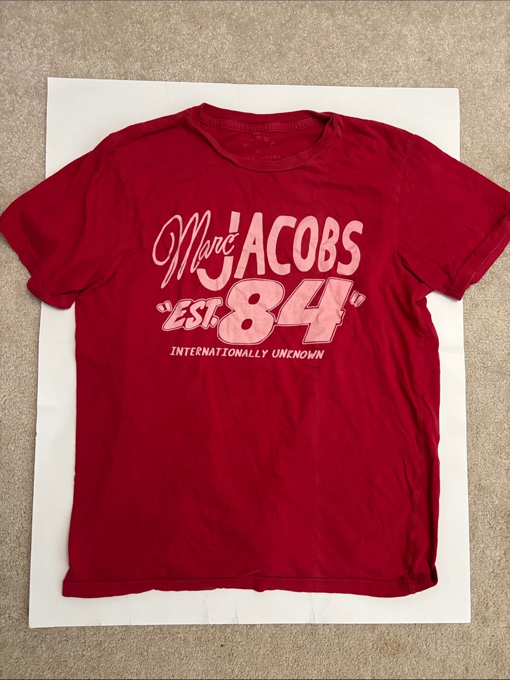 Marc Jacobs Red Graphic 'EST. 84' Crewneck Tee